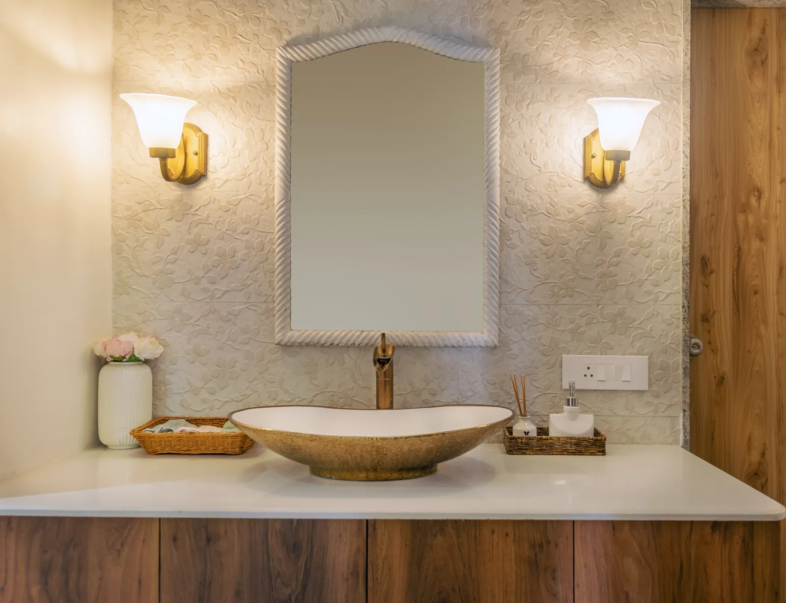 Kalpesh & Teju Residence — Photo 15