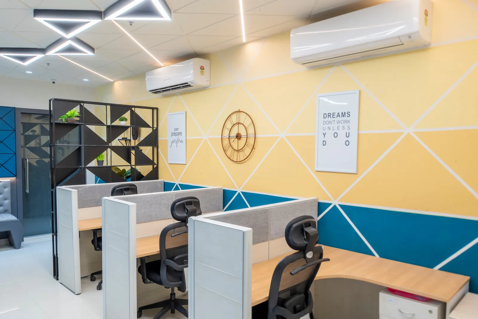 Lightbook Office, Thane — Photo 9